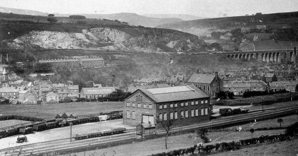 622372_420190161358126_575783484_o